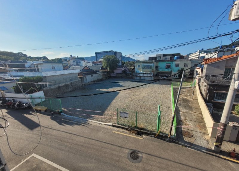김해시가 오는 6월까지 공한지 임시 공영주차장 4곳 50면을 확충한다. 사진은 시 공한지 공영주차장 모습.(김해시 제공. 재판매 및 DB금지)