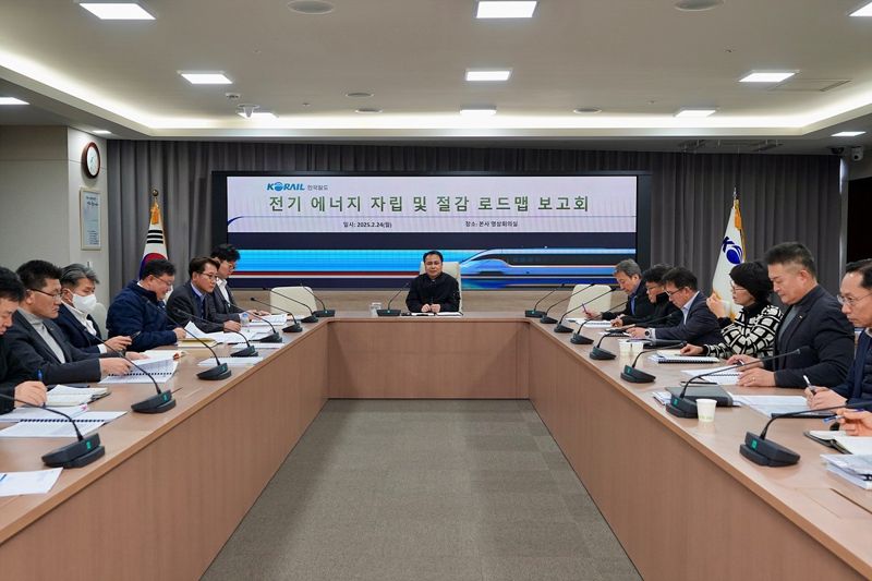 코레일 '타력운전' 도입, 전기요금 25% 줄인다