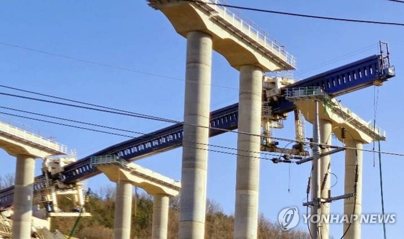 안성시 고속도로 교량 공사장 붕괴 (출처=연합뉴스)