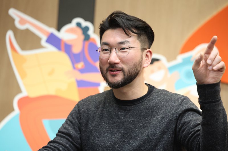 이준호 클룩 한국 지사장이 12일 오후 서울 서초구의 한 공유오피스에서 뉴스1과 인터뷰를 하고 있다. 2025.2.12/뉴스1 ⓒ News1 신웅수 기자