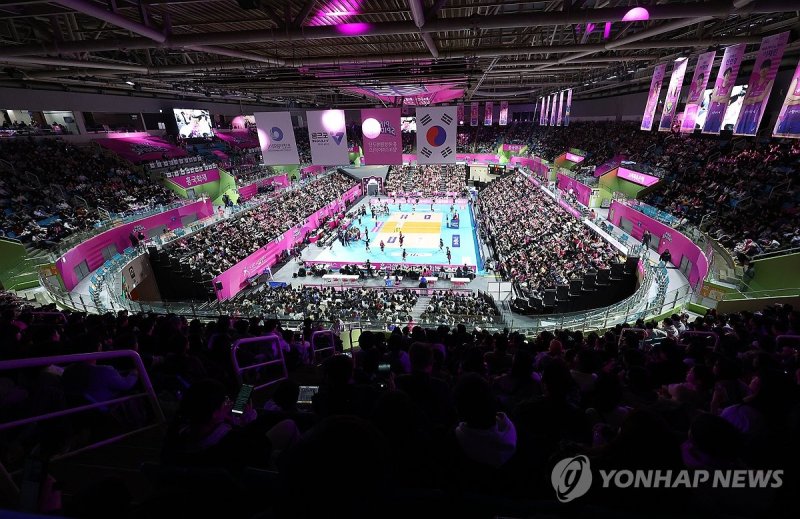 '은퇴 선언' 김연경의 티켓 파워, 흥국생명 경기 연일 매진 (출처=연합뉴스)