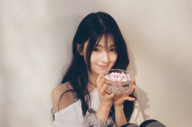 규빈 "싱어송라이터로서 첫 앨범…보물·자식 같아" [N인터뷰]