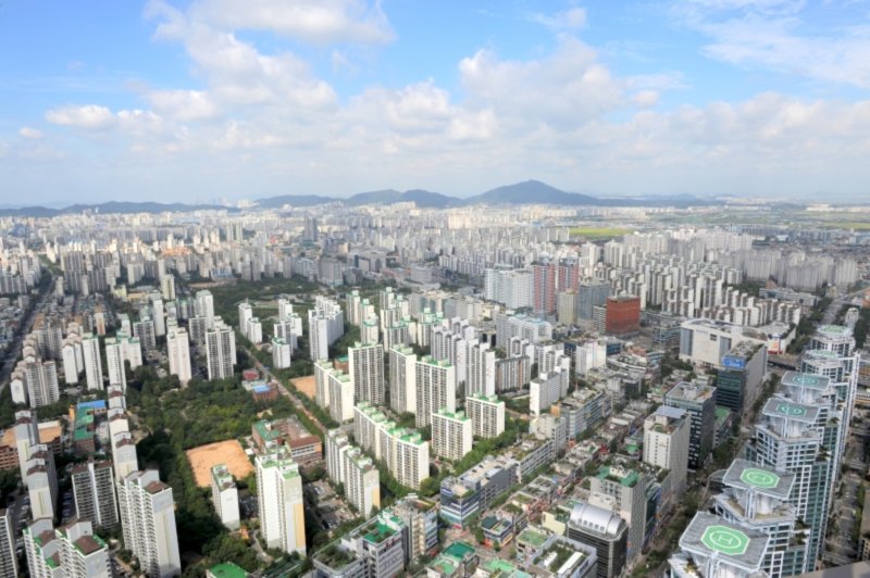[부천=뉴시스] 정일형 기자 = 중동 1기 신도시 전경. (사진=부천시 제공)