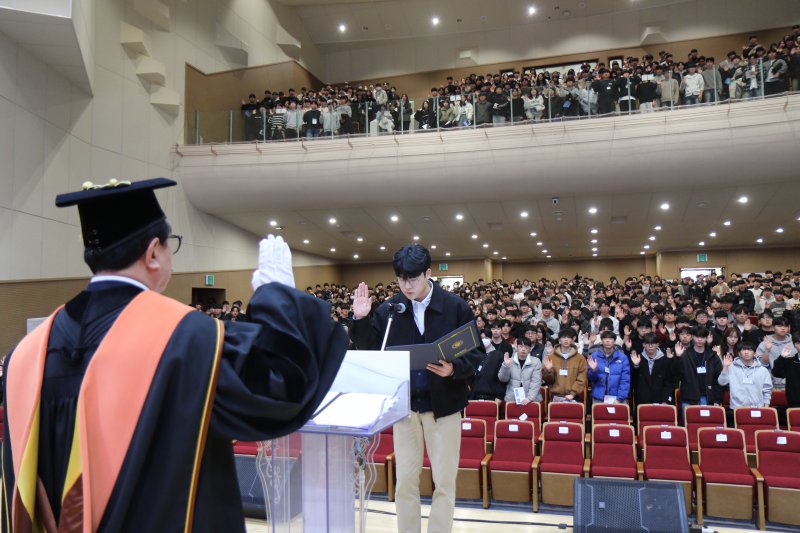 충북대학교 2025학년도 신입생 입학식.(충북대학교 제공. 재판매 및 DB금지)/뉴스1
