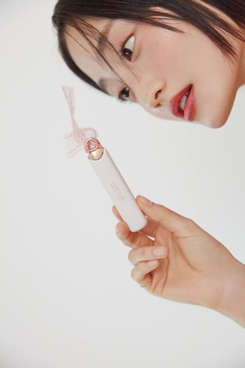 [서울=뉴시스] 생활문화기업 LF의 컨템포러리 비건 뷰티 브랜드 '아떼(athe)'가 일본에 이어 베트남 시장에도 본격 진출한다고 27일 밝혔다. (사진=LF 제공) *재판매 및 DB 금지