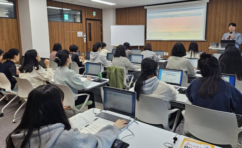 [진주=뉴시스]진주여성새로일하기센터 직업교육훈련. *재판매 및 DB 금지