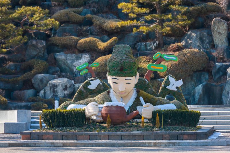 '한국관광 100선' 따라 떠나는 2025 봄마중 힐링여행