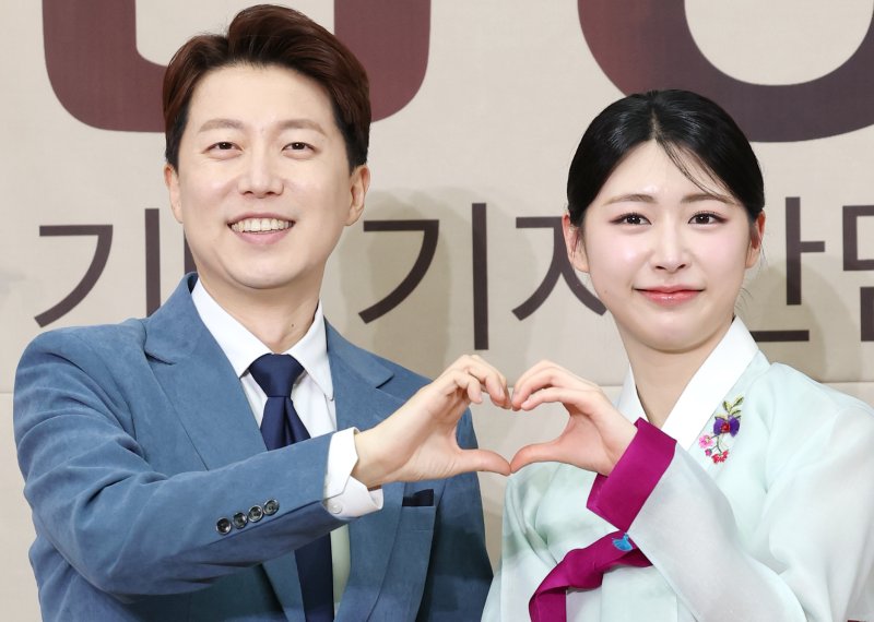 30주년 맞아 변화의 바람…'진품명품', 홍주연 투입으로 새 단장