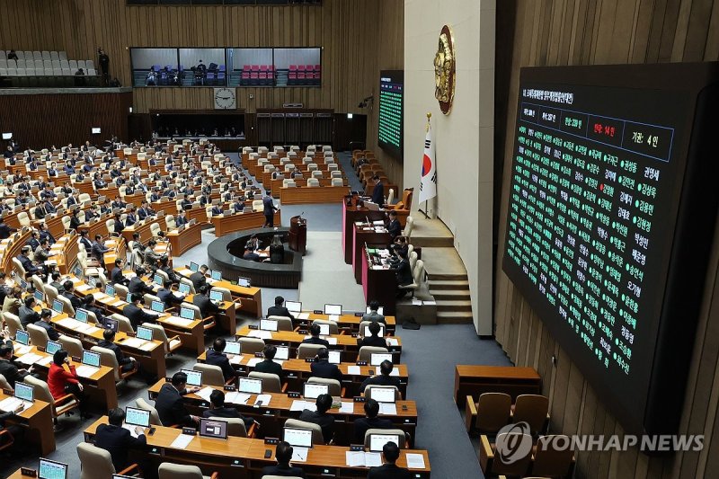 K칩스법 국회 본회의 통과...반도체기업 세액공제율 최대 30%