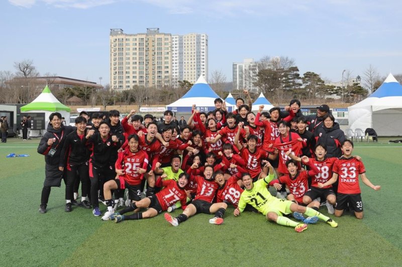 부산 아이파크 U-18팀인 개성고 선수들 (출처=연합뉴스)