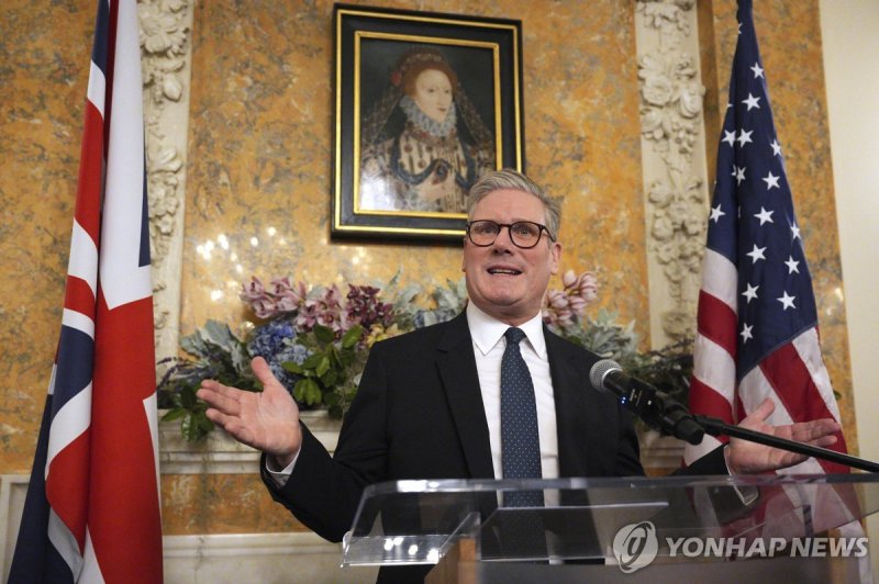 미국 주재 영국 대사관저 리셉션에서 연설하는 스타머 총리 (출처=연합뉴스)