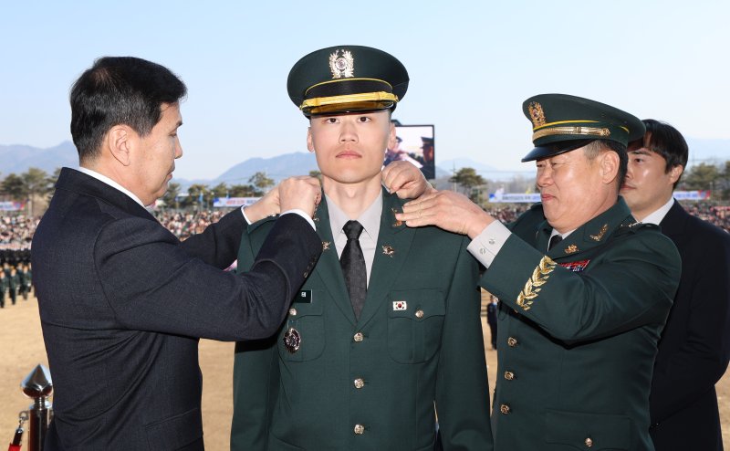 학군장교(ROTC) 2758명 소위로…제2연평해전 영웅 딸도 임관