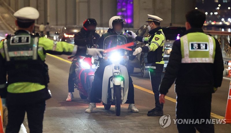 3.1절 대비 폭주·난폭운전 특별단속 (출처=연합뉴스)