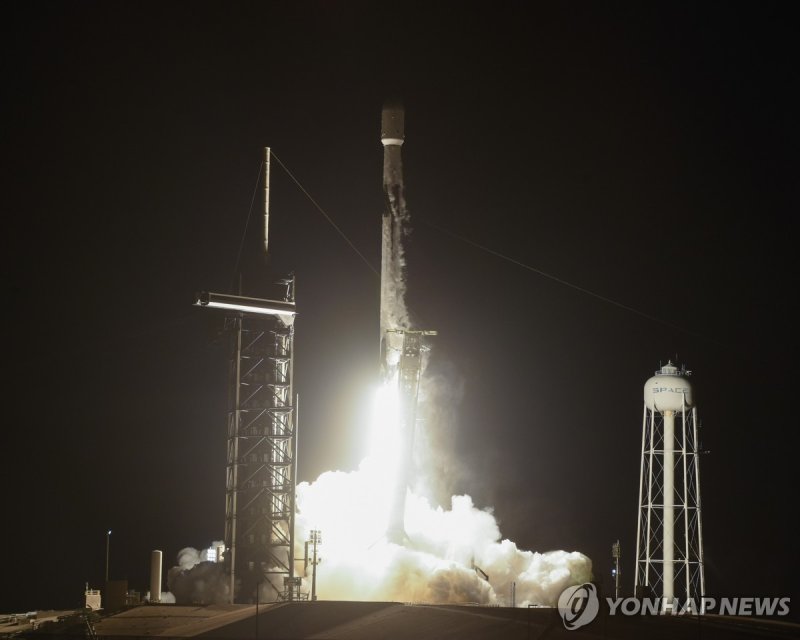 2025년 1월 15일 스페이스X 로켓에 실려 발사된 달 착륙선 '블루 고스트' (출처=연합뉴스)