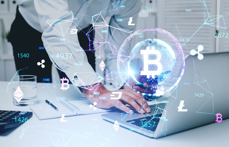 트럼프 "가상자산 전략 비축 추진하겠다"… ARP&middot;솔라나&middot;ADA 포함