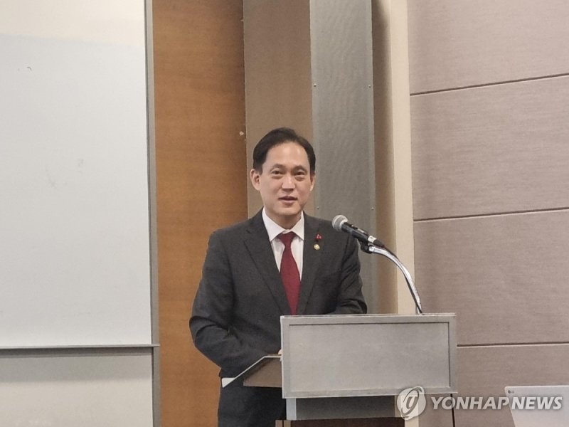 축사하는 김태규 방통위원장 직무대행 (출처=연합뉴스)