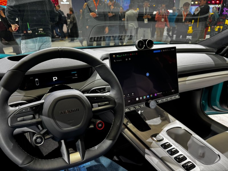 [바르셀로나(스페인)=뉴시스] 심지혜 기자 = 3일(현지 시간) 오전 스페인 바르셀로나에서 열린 MWC 25 샤오미 부스에 전시된 전기차 '샤오미 SU7' 내부. 2025.03.03. siming@newsis.com