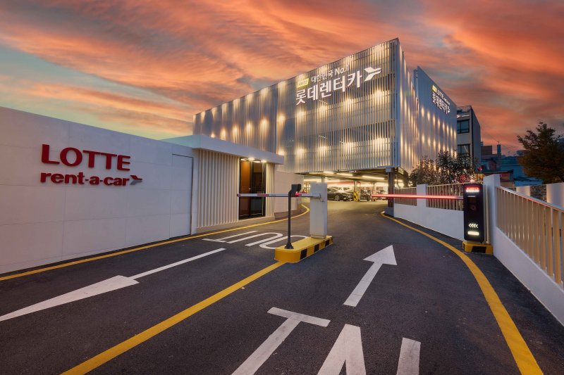 테슬라와 동일...대주주 변경 롯데렌탈 "신용등급 지속 개선"