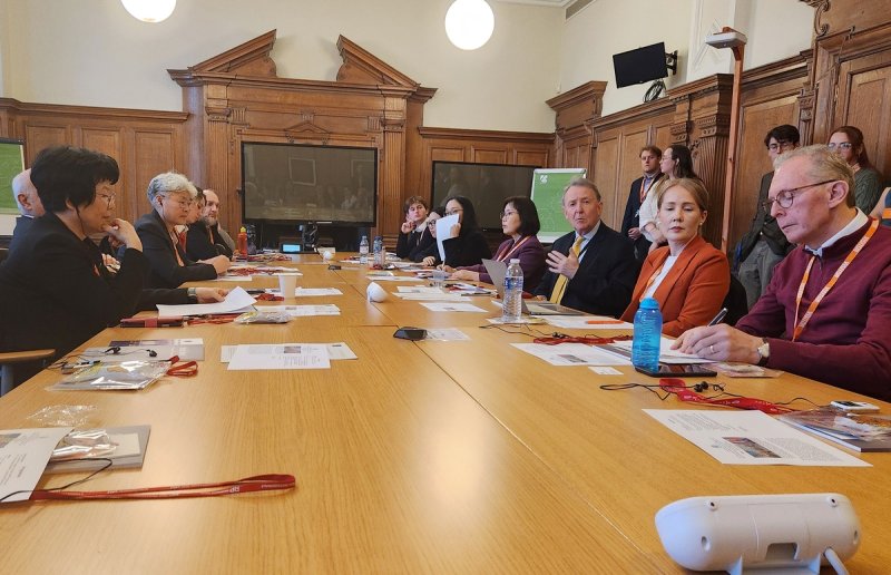 영국 의회서 북한 여성 인권과 암호화폐 해킹 세미나 (출처=연합뉴스)