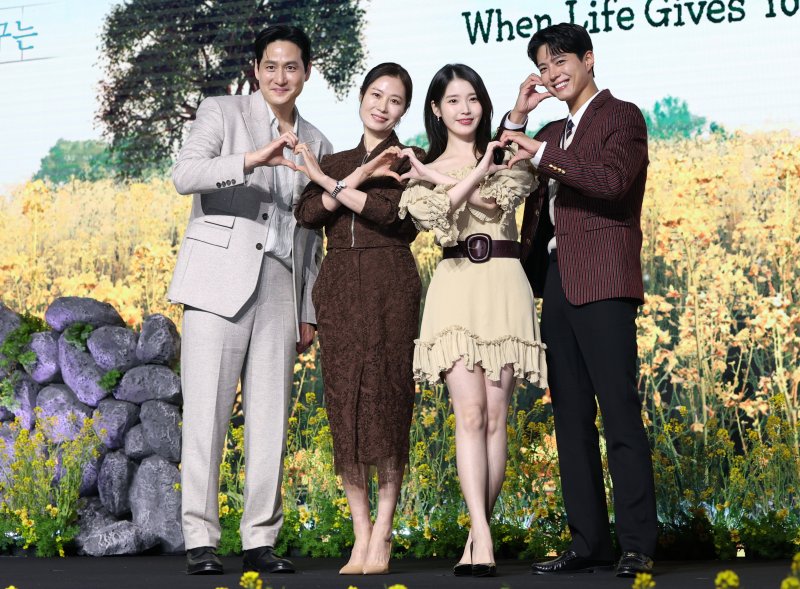 '폭싹 속았수다' 감독 제작비 600억원? 시대극 미술에 공 들여