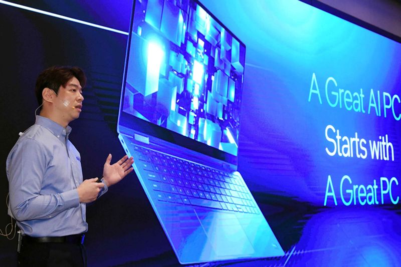 "AI PC? 성능 더 중요하면 애로우레이크 노트북 추천"