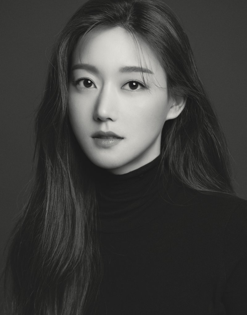 오승아, PA엔터와 전속계약 체결…새 도약 예고