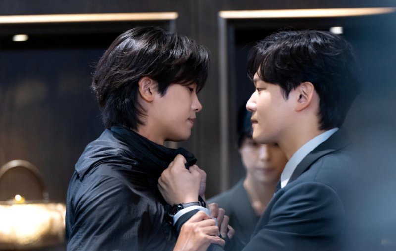 '보물섬' 기억잃은 박형식, 전연인 홍화연 앞 권수현과 멱살잡이