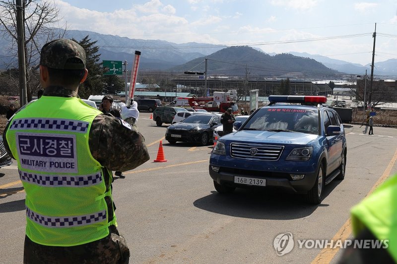 공군 KF-16 전투기 실사격훈련 중 민가 오폭…"피해에 송구"(종합)