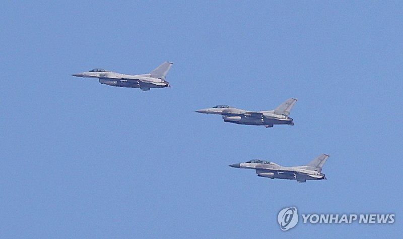기동하는 KF-16 (출처=연합뉴스)