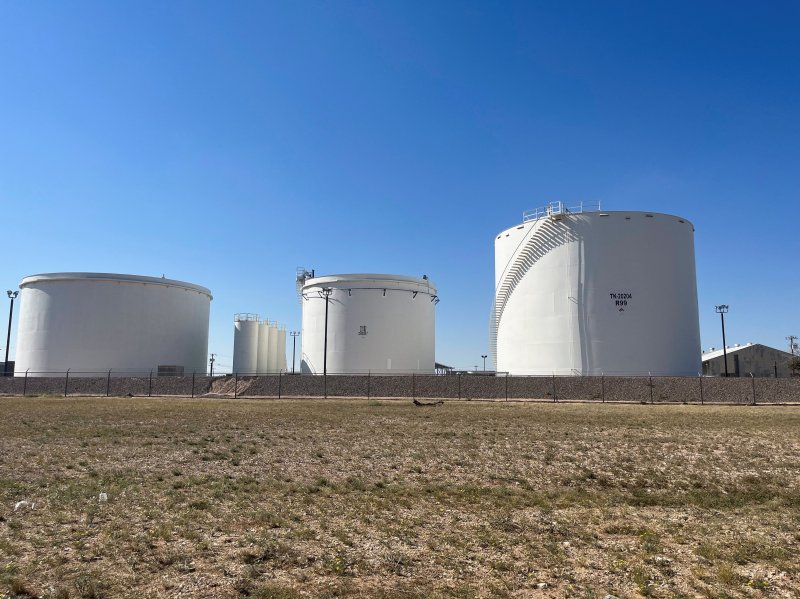 국제 유가가 6일(현지시간) 오름세로 돌아서 닷새 만에 상승했다. 그러나 석유수출국기구(OPEC) 플러스(+)의 증산 예고 등의 여파로 상승세는 미미했다. 로이터 연합