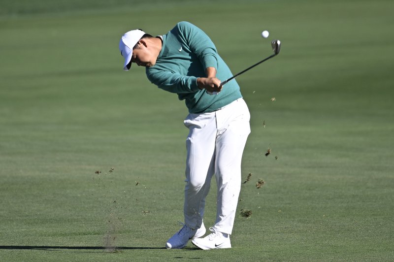 [올랜도=AP/뉴시스] 김주형이 6일(현지 시간) 미 플로리다주 올랜도 베이힐 클럽 & 로지에서 열린 미국프로골프(PGA) 투어 아널드 파머 인비테이셔널 첫날 6번 페어웨이에서 샷하고 있다. 김주형은 6오버파 78타로 첫날을 마쳤다. 2025.03.07.