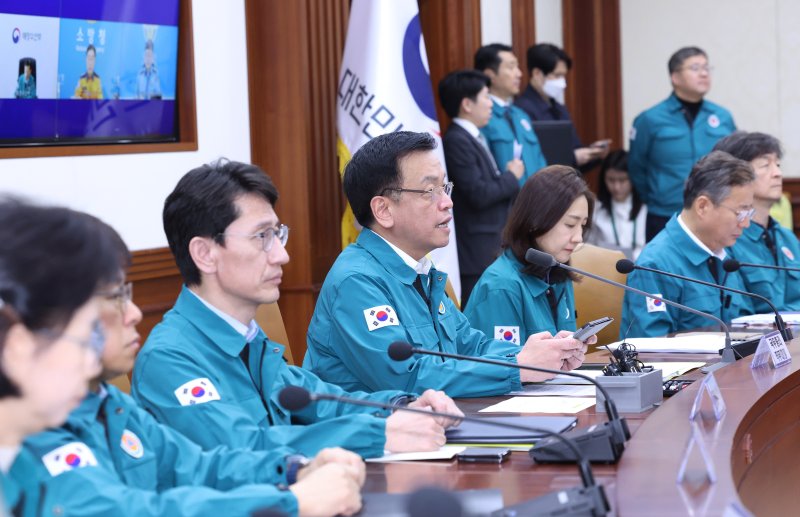 [서울=뉴시스] 조수정 기자 = 최상목 대통령 권한대행 부총리 겸 기획재정부 장관이 7일 정부서울청사에서 열린 제20차 국가테러대책위원회에서 발언하고 있다. 2025.03.07. chocrystal@newsis.com