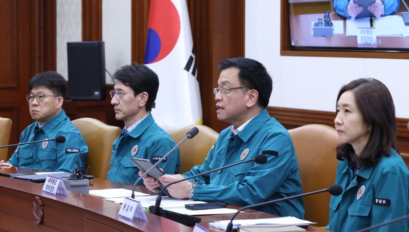 [서울=뉴시스] 조수정 기자 = 최상목 대통령 권한대행 부총리 겸 기획재정부 장관이 7일 정부서울청사에서 열린 제20차 국가테러대책위원회에서 발언하고 있다. 2025.03.07. chocrystal@newsis.com