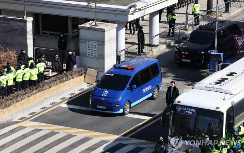 윤 대통령 첫 형사재판 종료 (출처=연합뉴스)