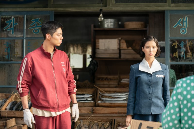 [주말의 OTT] 아이유·박보검 이게 첫사랑이구나
