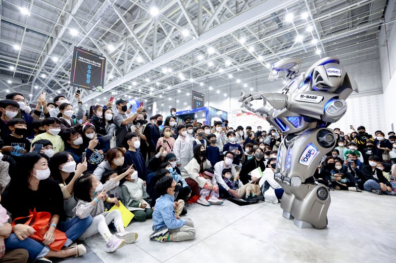 휴머노이드 로봇 '타이탄' (사진=사이언스팀 제공) *재판매 및 DB 금지