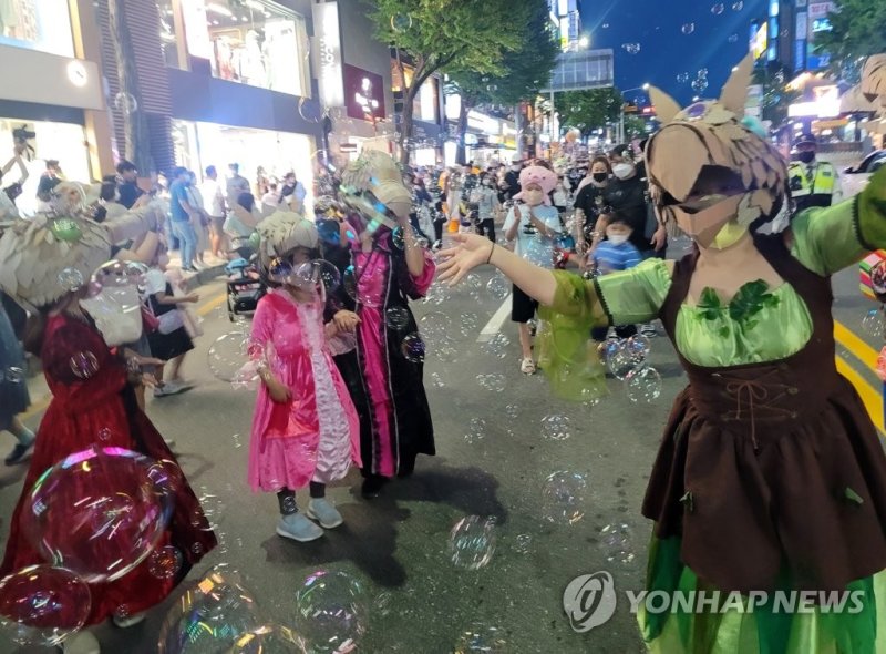 2022 춘천인형극제 퍼레이드 (출처=연합뉴스)