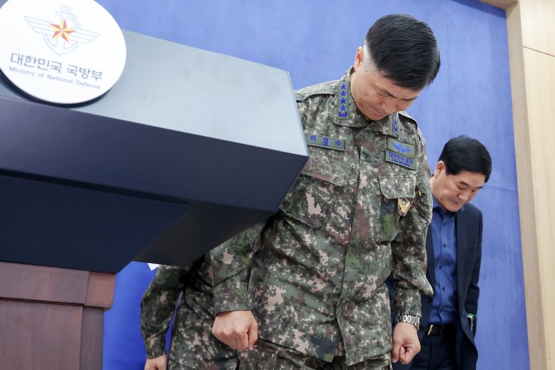 軍수사기관, 공군 전투기 오폭사고 부대장 2명 형사입건 조치