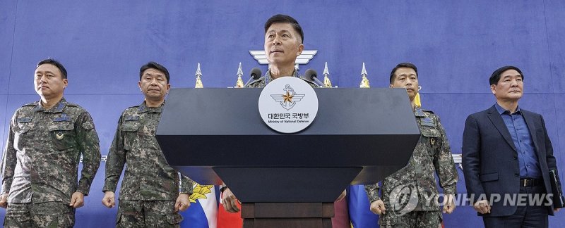 이영수 공군 참모총장, 오폭사건 사과 기자회견 (출처=연합뉴스)