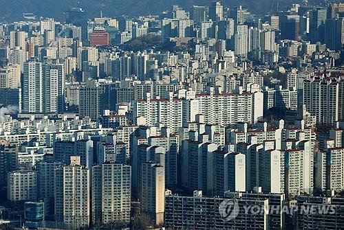 서울 여의도 63아트 전망대에서 바라본 서울 시내 아파트 모습. (출처=연합뉴스)