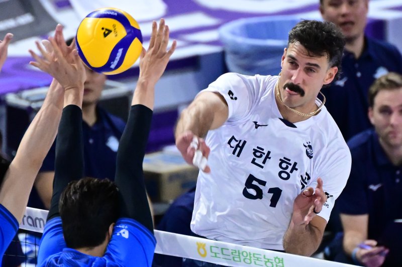 [서울=뉴시스]프로배구 대한항공 커일 러셀. (사진=KOVO 제공)