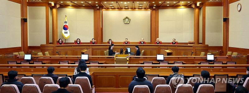 헌법재판소 재판관들 (출처=연합뉴스)
