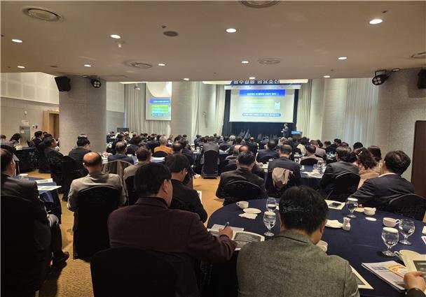 [광주=뉴시스] 광주경영자총협회(광주경총) 조찬 포럼. (사진=광주경총 제공) 2025.03.14. photo@newsis.com