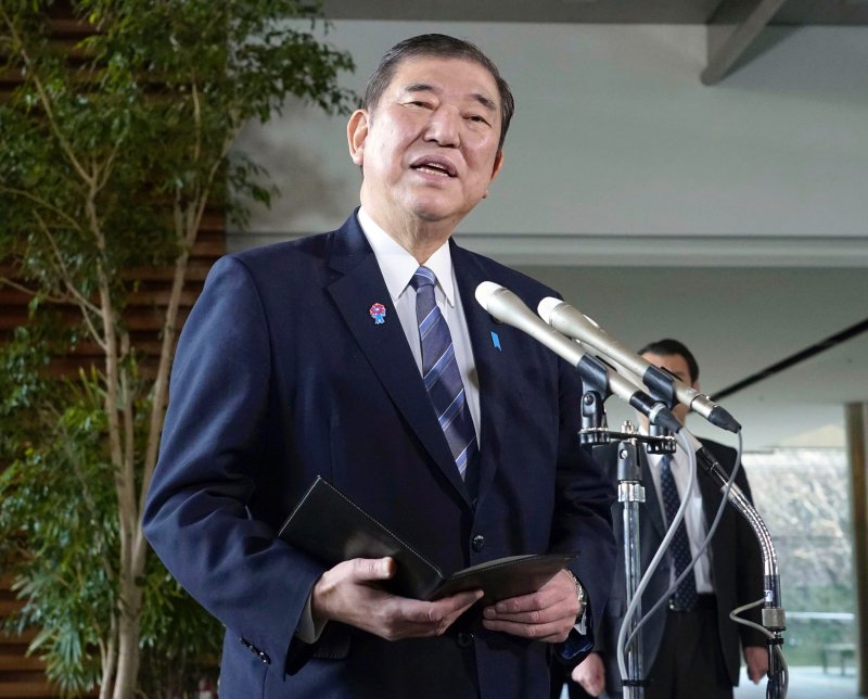 [도쿄=AP/뉴시스] 이시바 시게루 일본 총리가 14일 일본 도쿄 총리 관저에서 기자회견을 하고 있다. 2025.03.14.