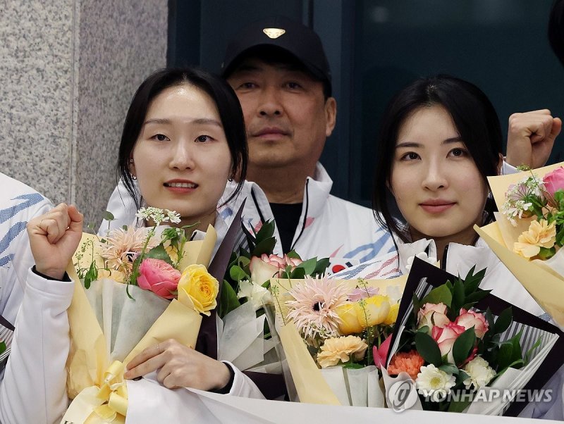 금의환향한 최민정-김길리 (출처=연합뉴스)