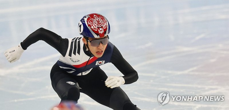 결승선 향해 질주하는 박지원 (출처=연합뉴스)
