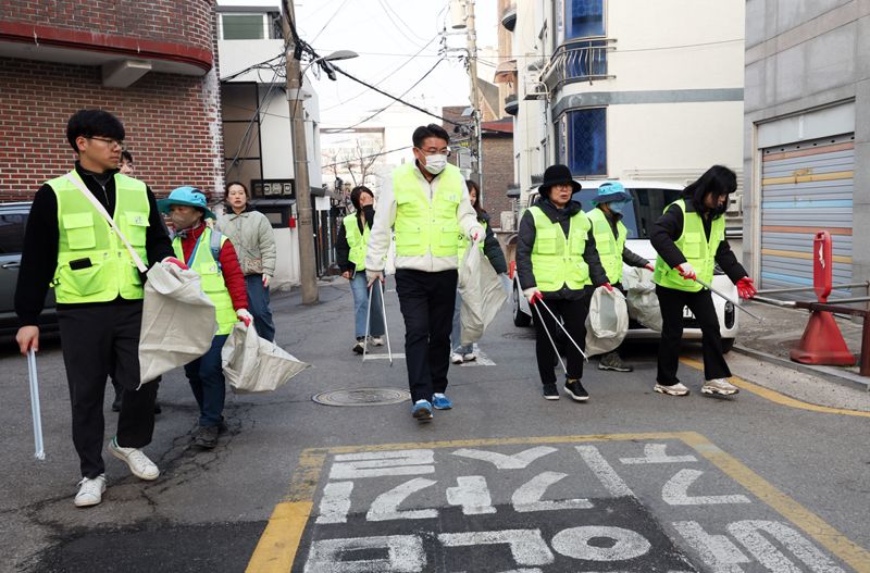 노원구, 현장 점검으로 청소 취약지역 환경 개선 나서