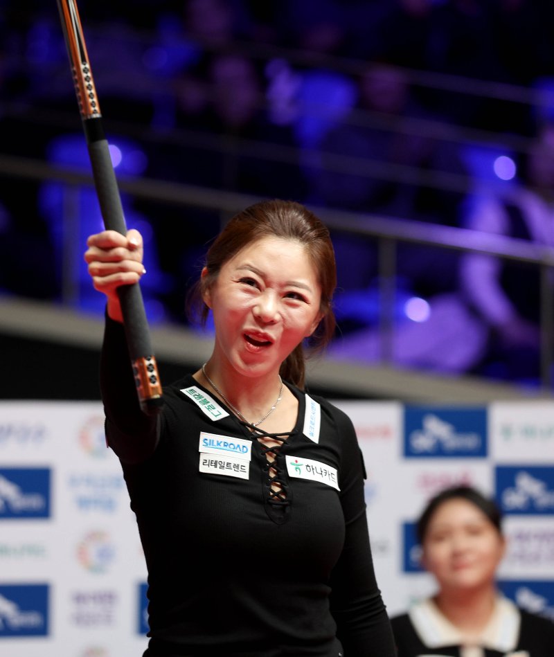 여자 프로당구 월드챔피언십 우승으로 통산 14승을 달성한 김가영(PBA 제공)