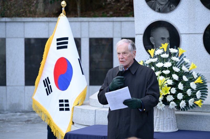 메러디스 빅토리호 승선원 벌리 스미스 씨.(거제시 제공. 재판매 및 DB금지.)