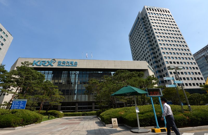 전산장애가 횡재?...동양철관, 3시간 만 거래재개 뒤 '상한가' [특징주]